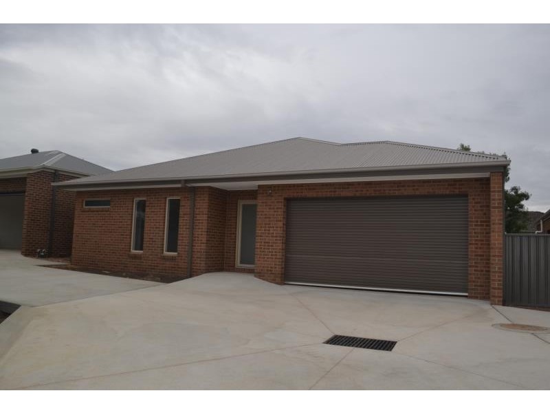 1/20A MacDougall Road, Golden Square VIC 3555