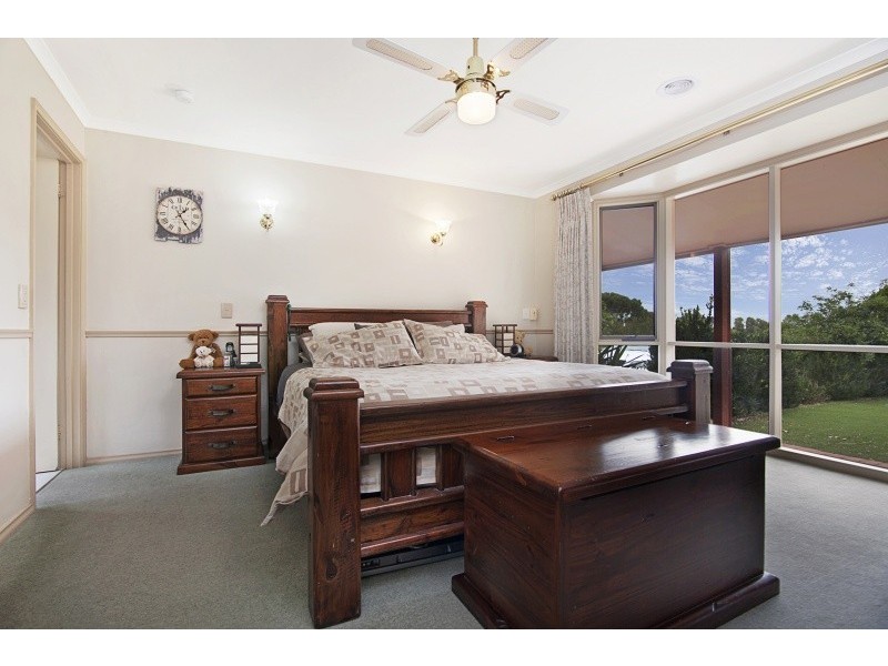 22 Michelle Drive, Maiden Gully VIC 3551