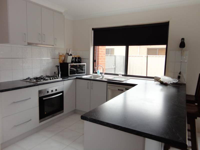 34 Elandra Drive, Ascot VIC 3551