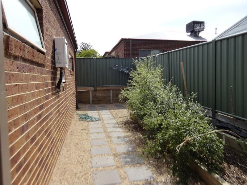 4/278 Mackenzie Street, Golden Square VIC 3555