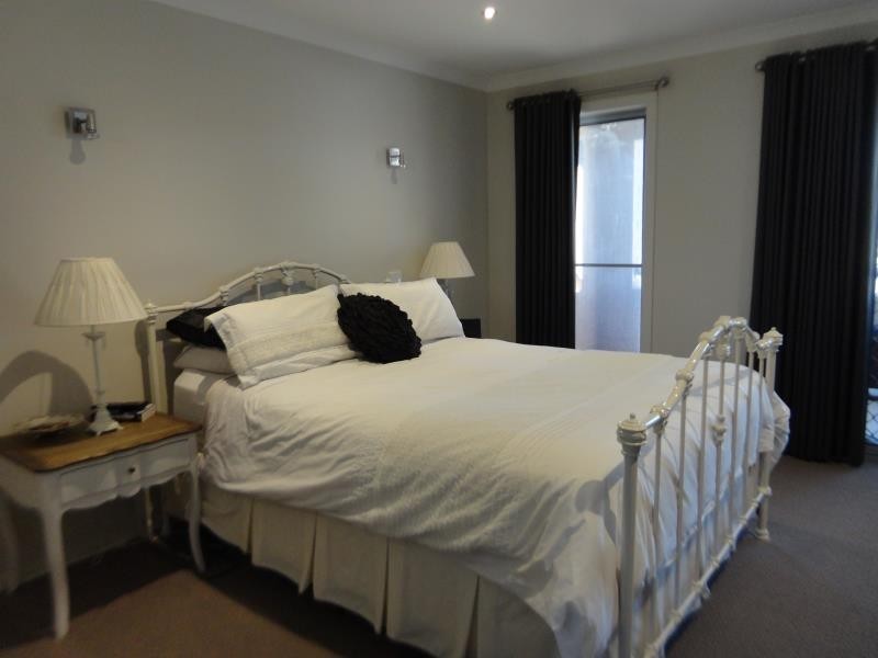 3 Knox Court, Kennington VIC 3550