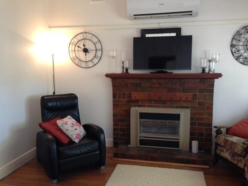 18 Booth Street, Golden Square VIC 3555