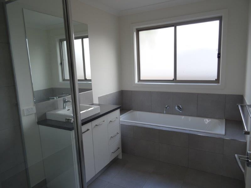 1/35 Pallett St, Golden Square VIC 3555