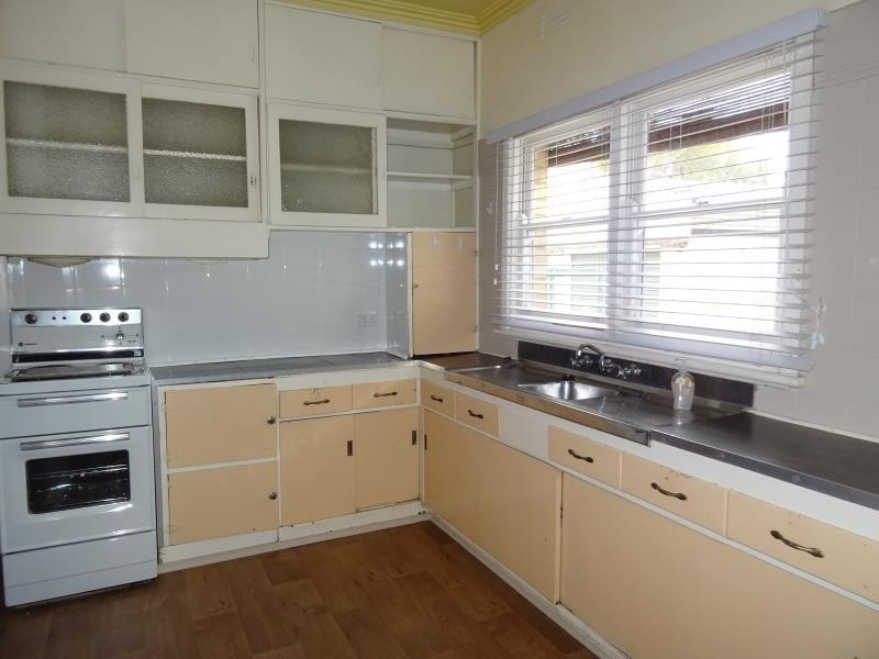 128 Neale Street, Flora Hill VIC 3550