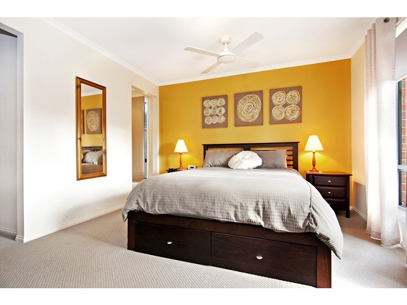 19 Manna Gum Drive, Epsom VIC 3551