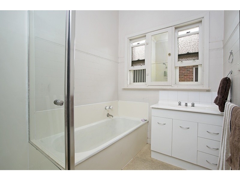 9 Weeroona Avenue, Bendigo VIC 3550