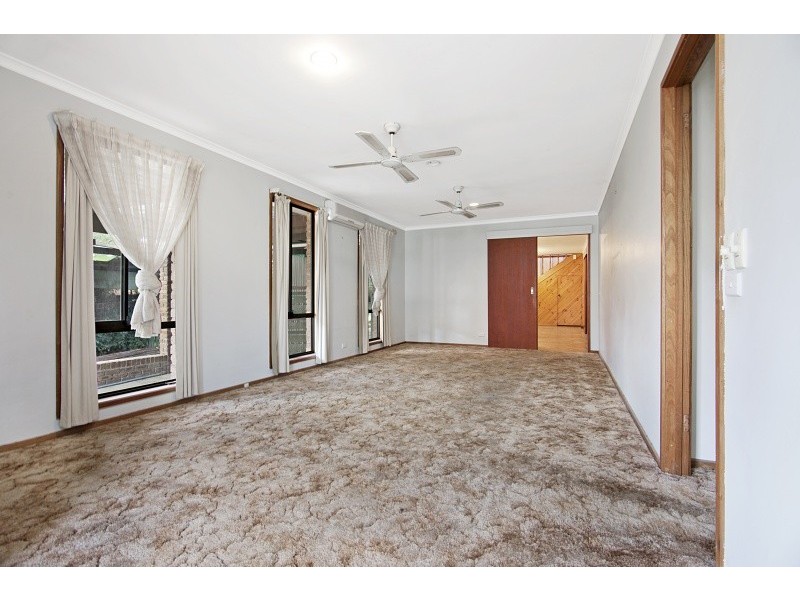 53 Gill Avenue, California Gully VIC 3556