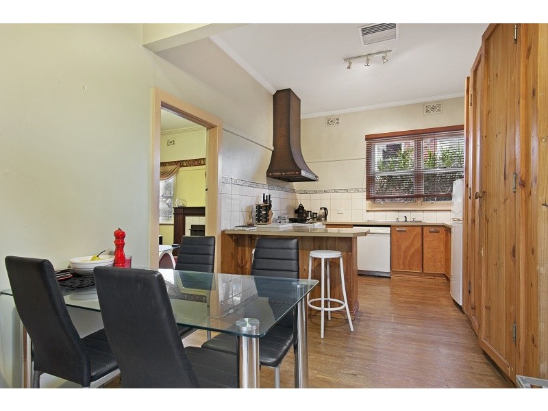 34 Ellis Street, Flora Hill VIC 3550