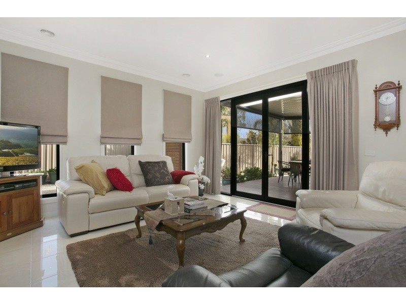 77 Harley Street, Strathdale VIC 3550