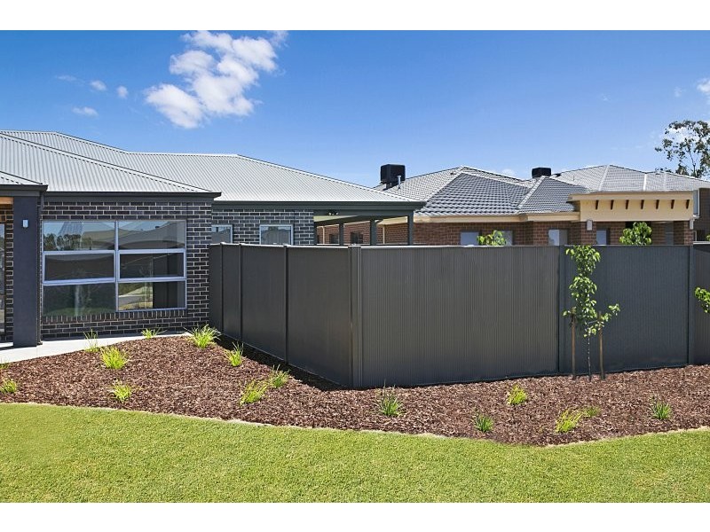 2 Casina Court, Epsom VIC 3551