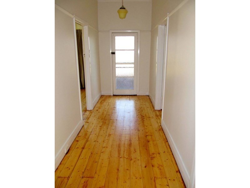 31 Osborne Street, Flora Hill VIC 3550