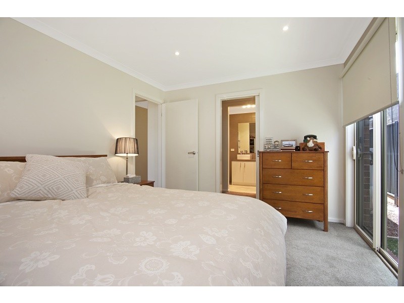 3 Yellowgum Drive, Epsom VIC 3551