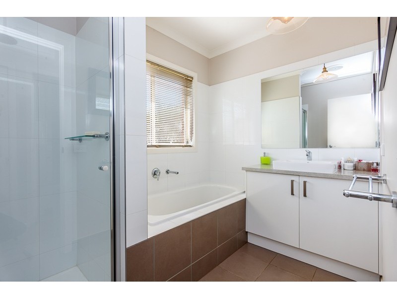 3 Victoria Avenue, Kangaroo Flat VIC 3555