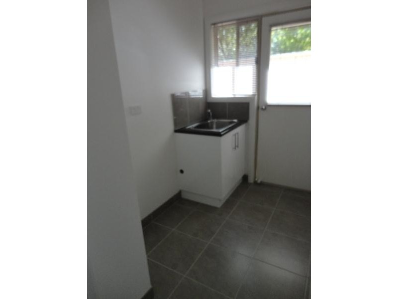 1/25A Booth Street, Golden Square VIC 3555