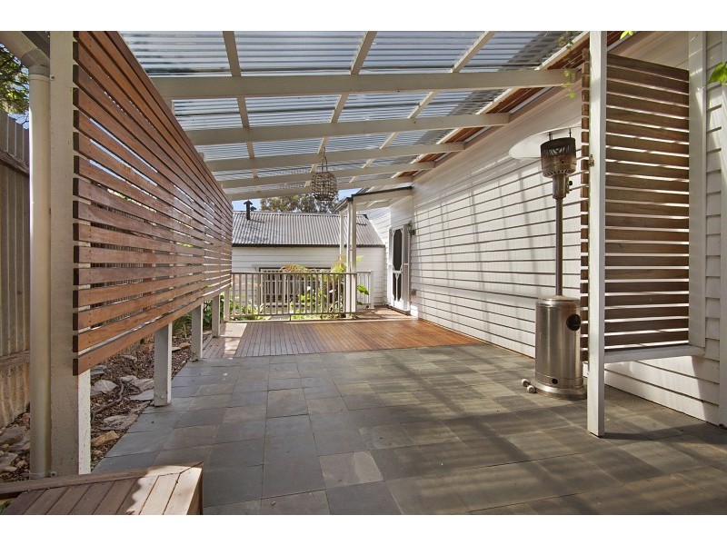 76 Eaglehawk Road, Bendigo VIC 3550