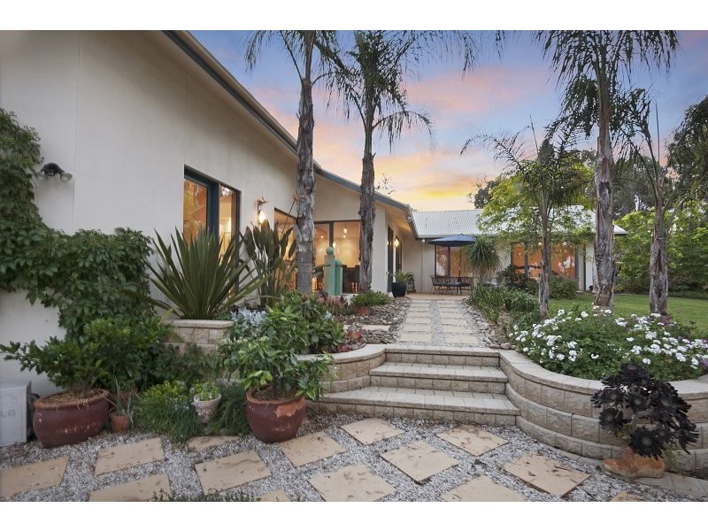 6 Whittington Court, Strathdale VIC 3550