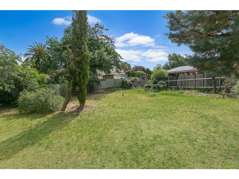 3 Bell Street, Ironbark VIC 3550