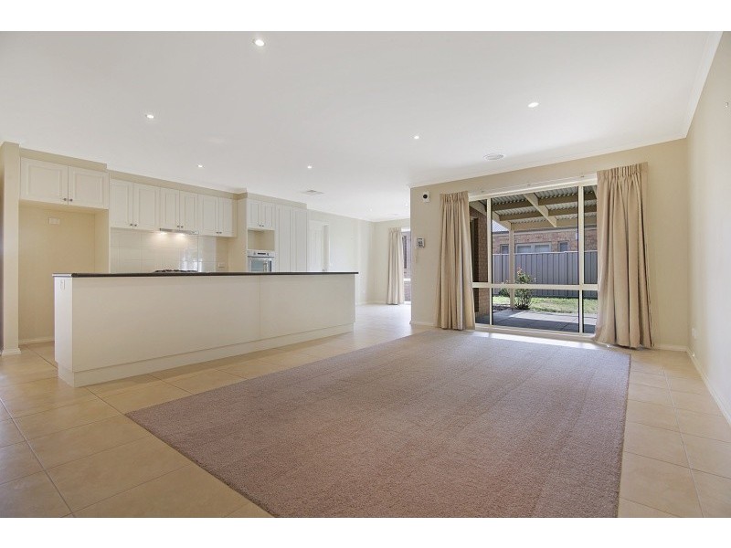 30 Regent Street, Strathfieldsaye VIC 3551