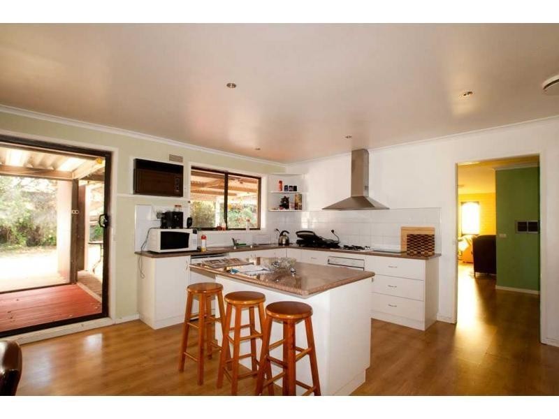 14 Butcher Street, Strathdale VIC 3550