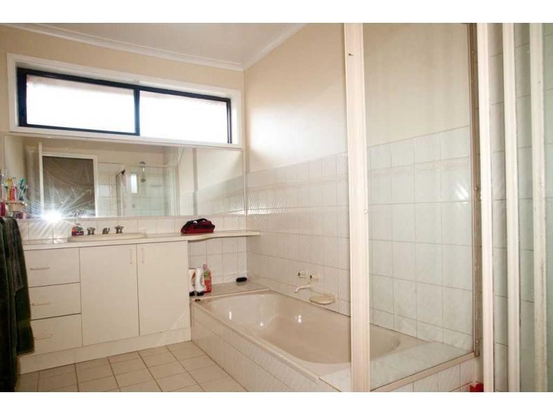 14 Butcher Street, Strathdale VIC 3550