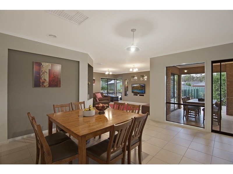 126 Queen Street, Kangaroo Flat VIC 3555