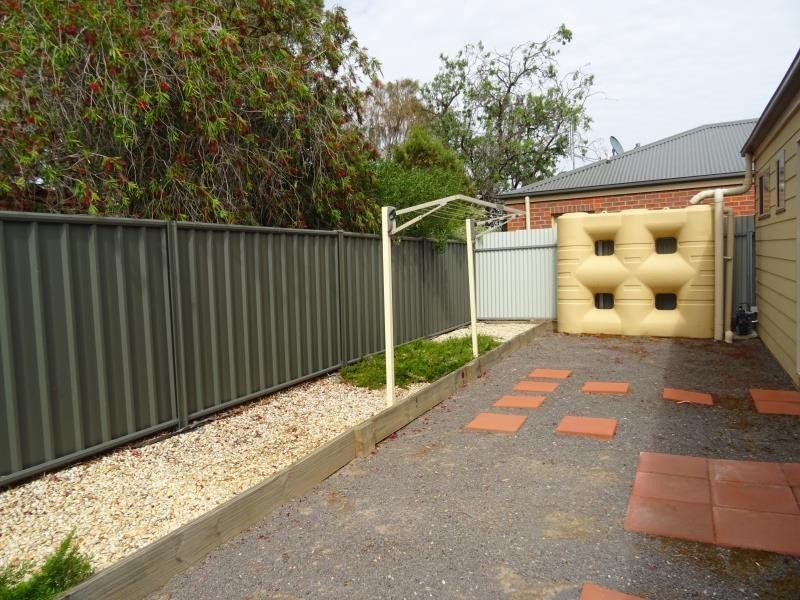 1/21 Church Street, Eaglehawk VIC 3556