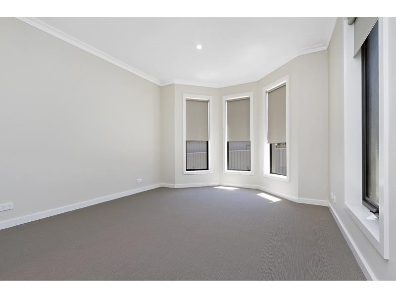 3 & 4/67 Church Street, Kangaroo Flat VIC 3555