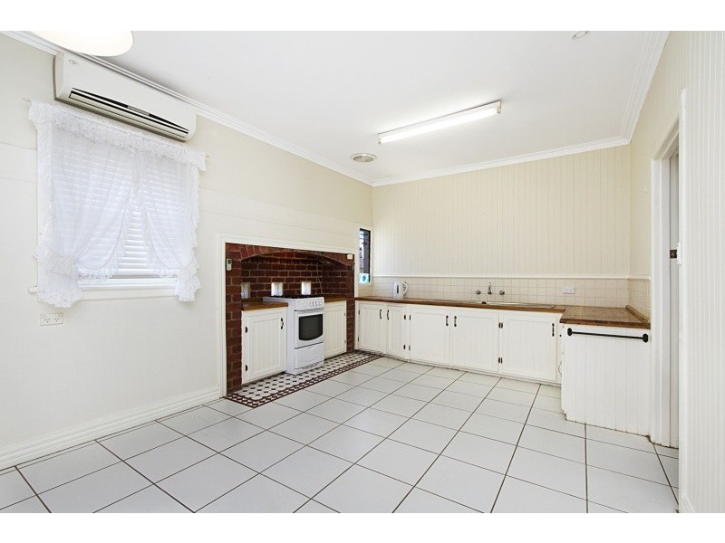 202 Eaglehawk Road, California Gully VIC 3556