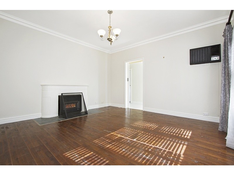 202 Eaglehawk Road, California Gully VIC 3556