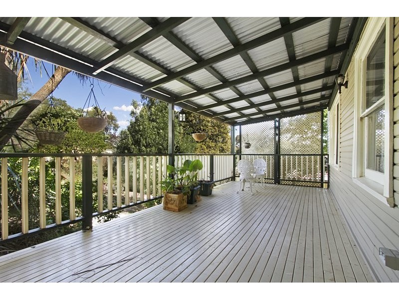 202 Eaglehawk Road, California Gully VIC 3556