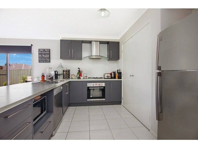 12 Riversdale Avenue, Eaglehawk VIC 3556