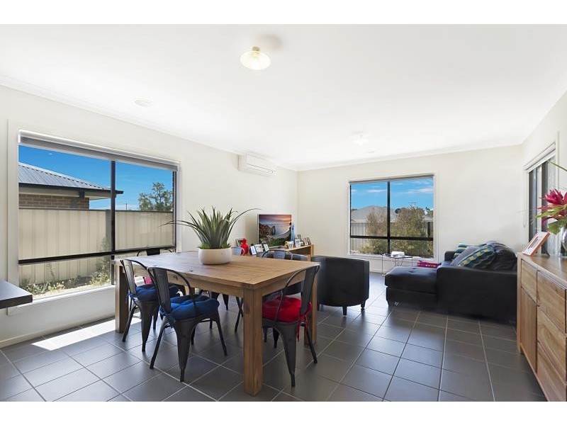 19 Imperial Court, California Gully VIC 3556