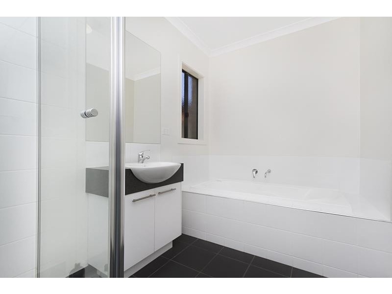 19 Imperial Court, California Gully VIC 3556