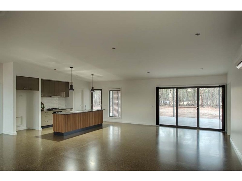 482 Three Chain Road, Sebastian VIC 3556