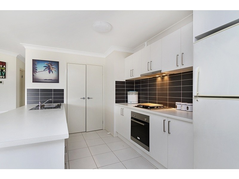 24 Caulfield Drive, Ascot VIC 3551