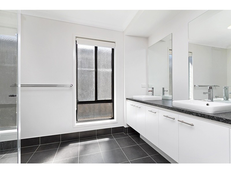 37 Swanson Boulevard, Strathfieldsaye VIC 3551