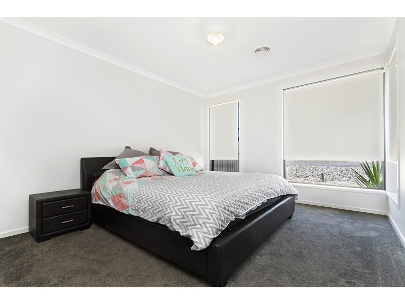 37 Swanson Boulevard, Strathfieldsaye VIC 3551