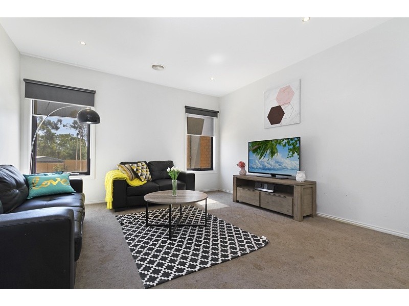 4 Buderim Court, Maiden Gully VIC 3551