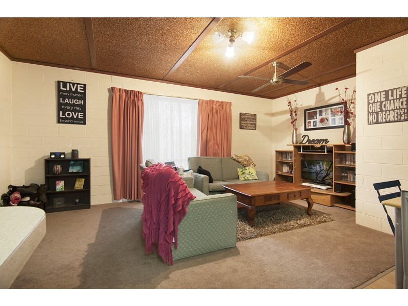 1/13 Nelson Street, California Gully VIC 3556