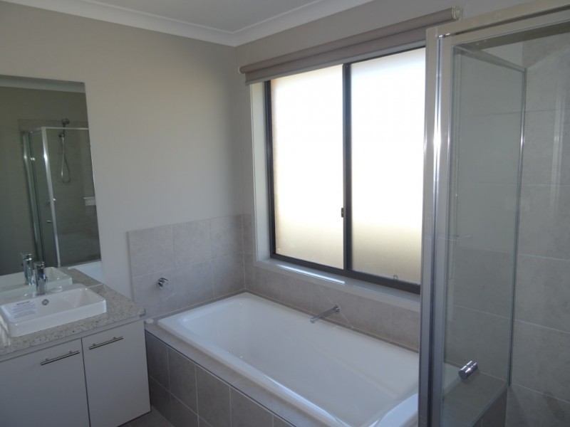 15 Dylan Street, Epsom VIC 3551