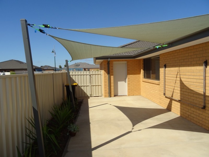 15 Dylan Street, Epsom VIC 3551