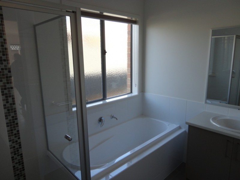 21 National Parade, Eaglehawk VIC 3556