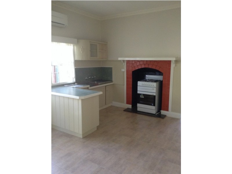 13 Church Street, Eaglehawk VIC 3556