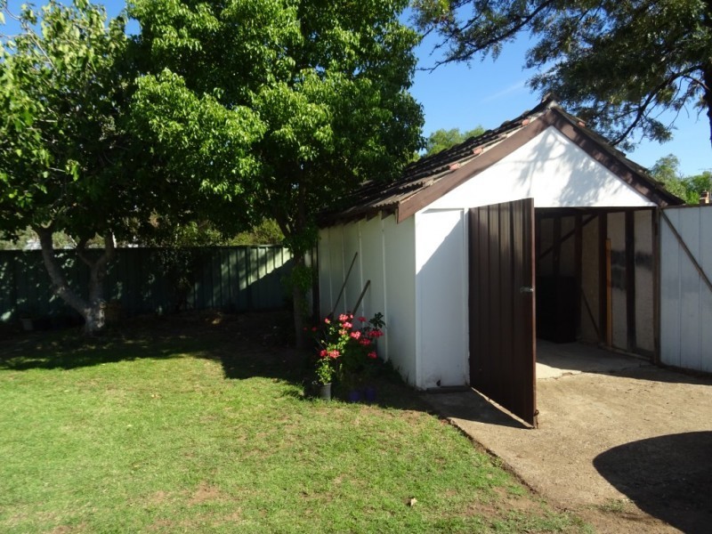 28 Carpenter Street, Kangaroo Flat VIC 3555