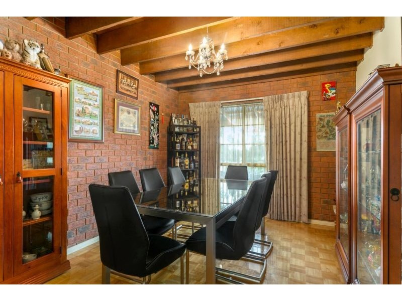 10 Michelle Drive, Maiden Gully VIC 3551