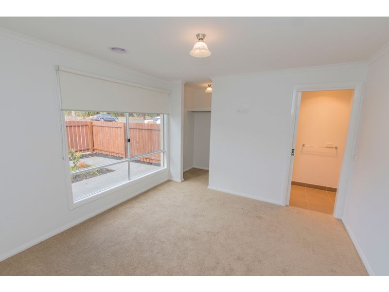 1/48 Panton Street, Golden Square VIC 3555