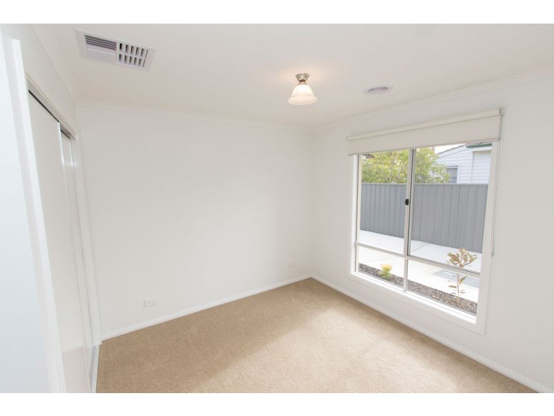 1/48 Panton Street, Golden Square VIC 3555