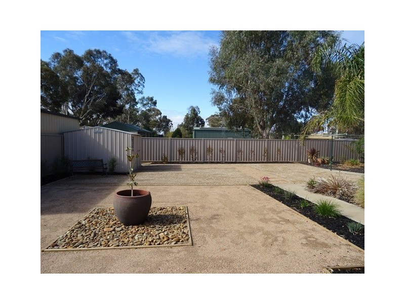 28 Regent Street, Strathfieldsaye VIC 3551