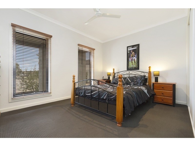 4/20 Verbena Terrace, Epsom VIC 3551