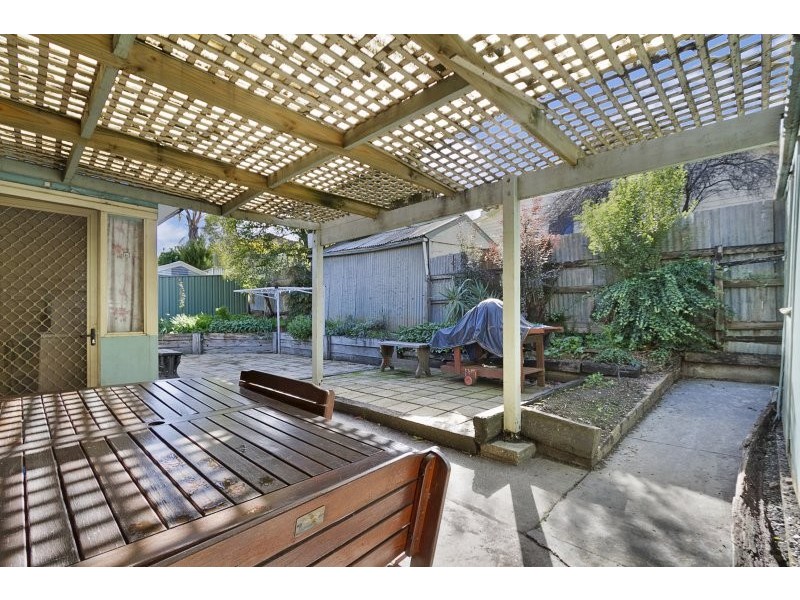 33 Russell Street, Quarry Hill VIC 3550